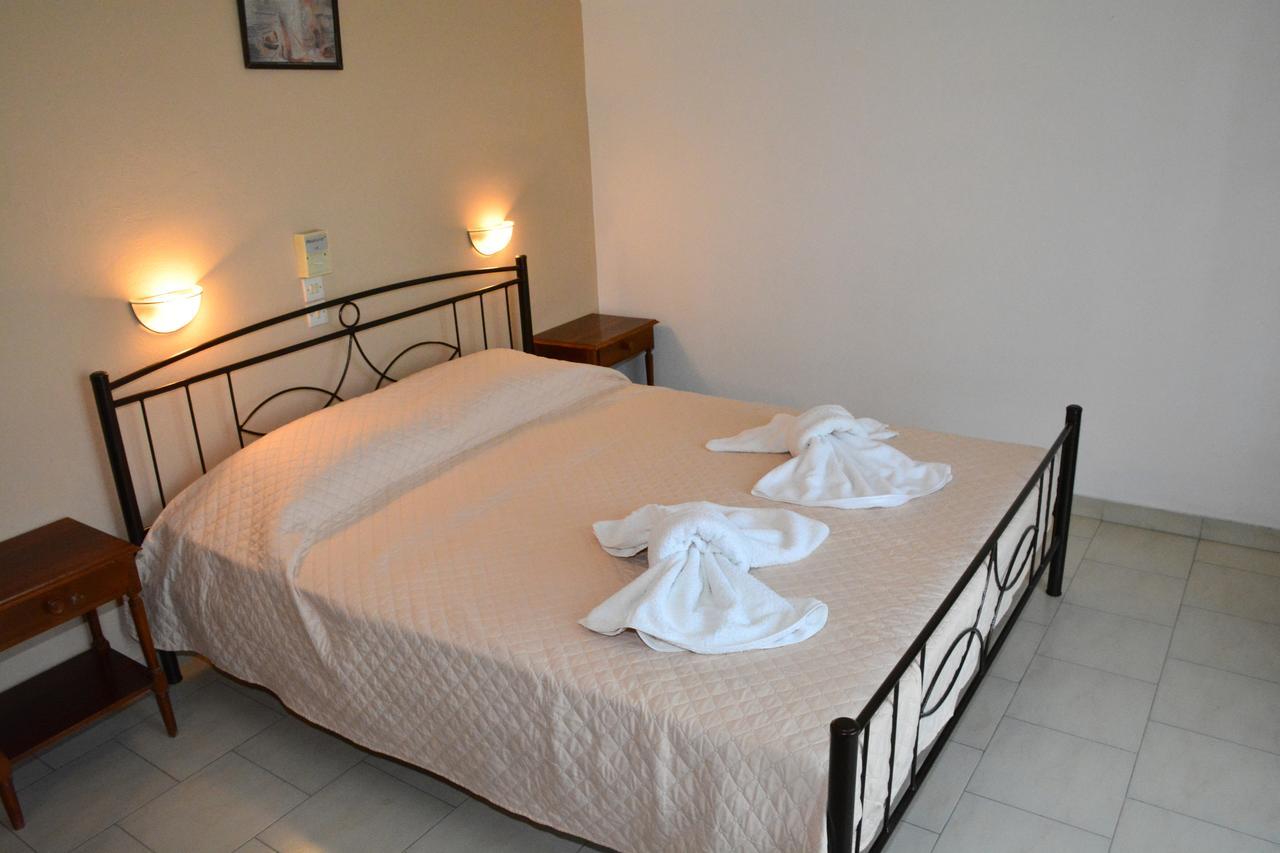 Voula Apartments Agia Marina  Zewnętrze zdjęcie